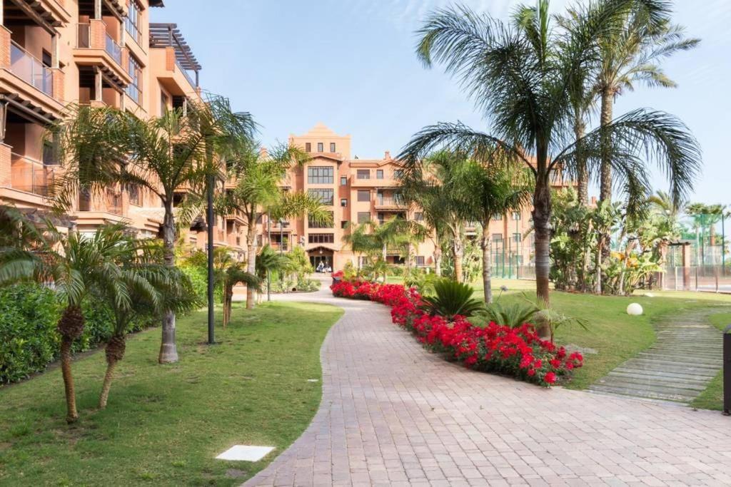 Pushe Playa Granada Beach & Golf 20 Мотрил Екстериор снимка