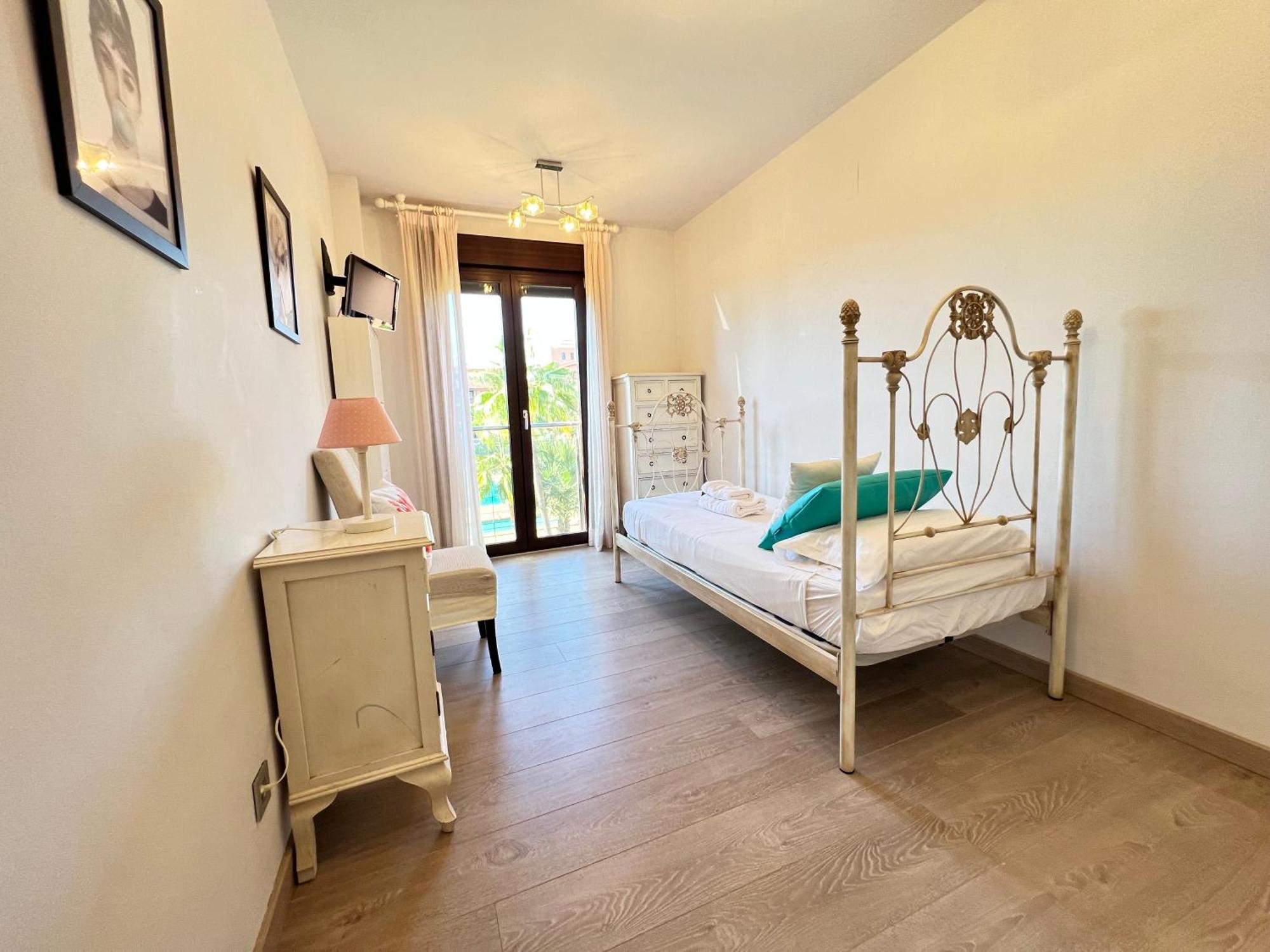 Pushe Playa Granada Beach & Golf 20 Мотрил Екстериор снимка
